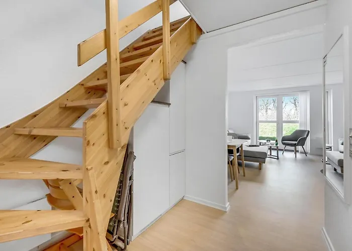 Cozy Home In Lemvig With Wifi